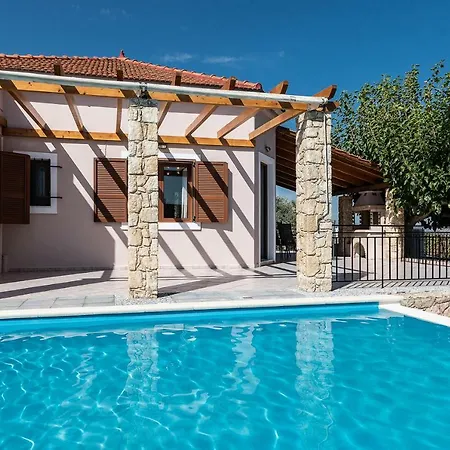 Tatil Evi Lila Hill House *